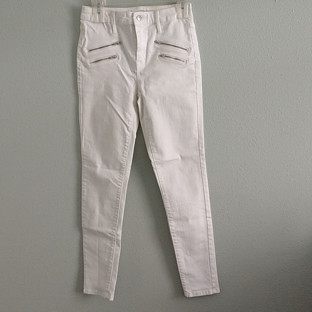 White Jeans